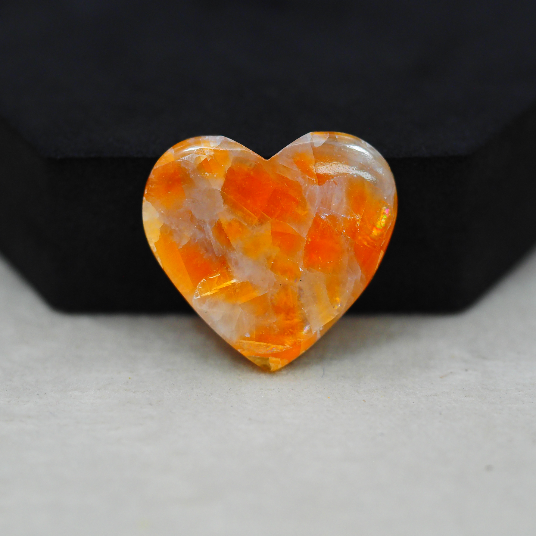 Natural Orange Calcite Heart Cabochon 25x27mm 24ct - warm honey-orange - Pedra Gems.
