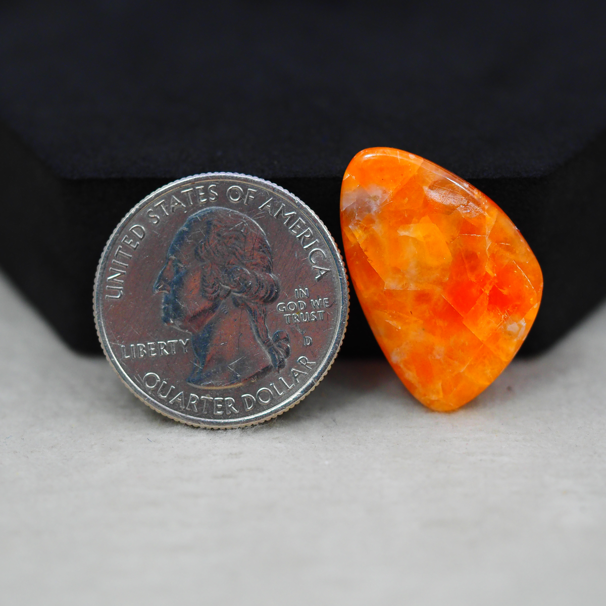 Natural Orange Calcite Freeform Cabochon 26x17mm 13ct - warm honey-orange - Pedra Gems.
