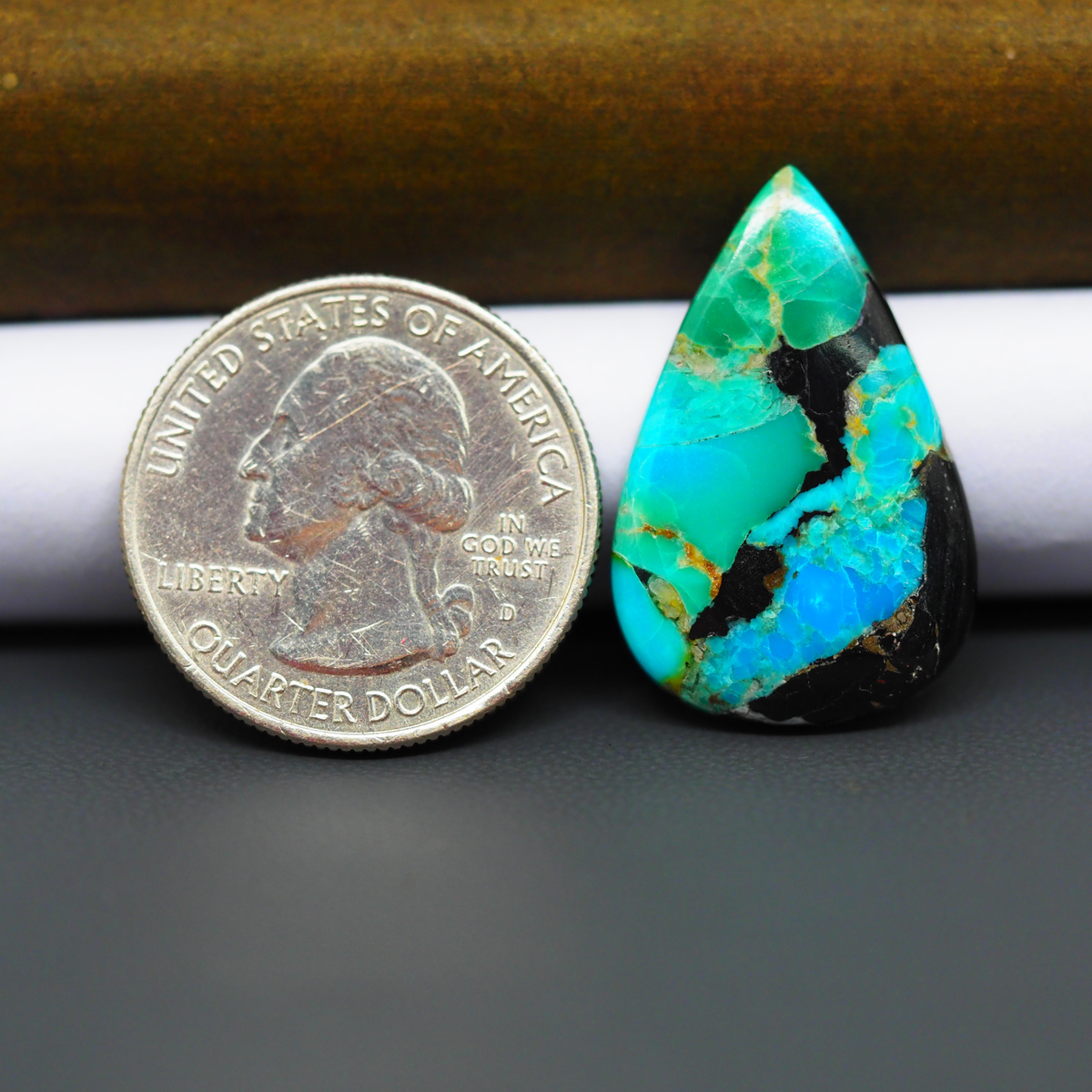 Mohave Turquoise & White Buffalo Pear Cabochon 28x18mm 13ct - Green and Blue with Black Edge - Pedra Gems