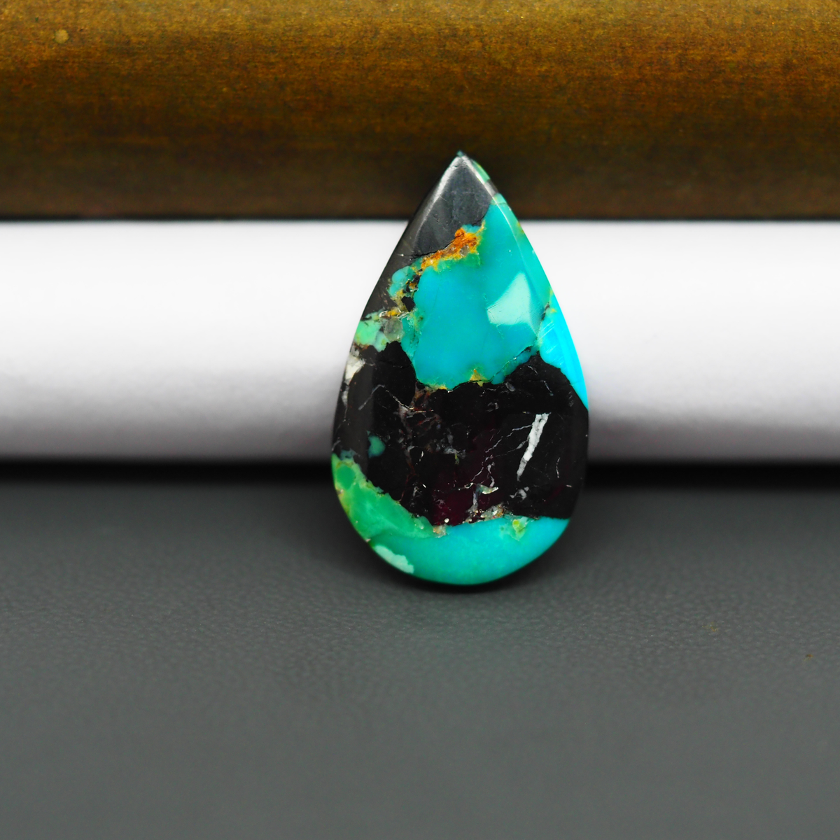 Mohave Turquoise & White Buffalo Pear Cabochon 27x15mm 11.5ct - Blue with Broad Black Band - Pedra Gems