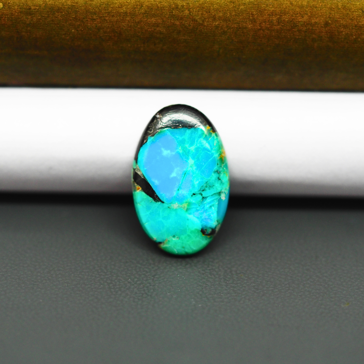 Mohave Turquoise & White Buffalo Cabochon 20x13mm 7.5ct Oval