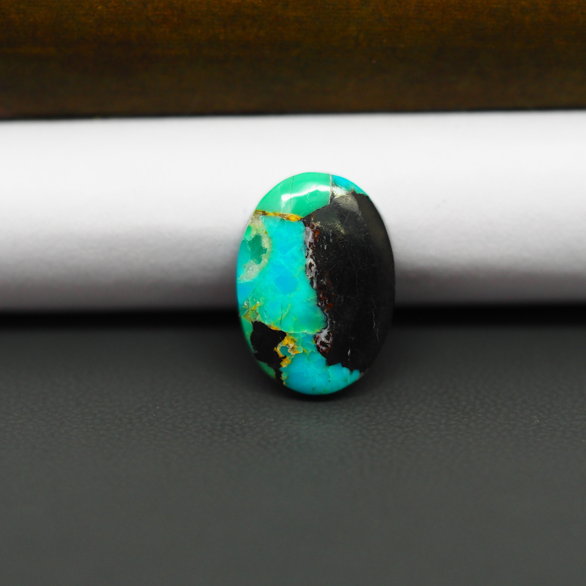 Mohave Turquoise & White Buffalo Oval Cabochon 17x12mm 6ct - Green and Blue with Black Edge - Pedra Gems
