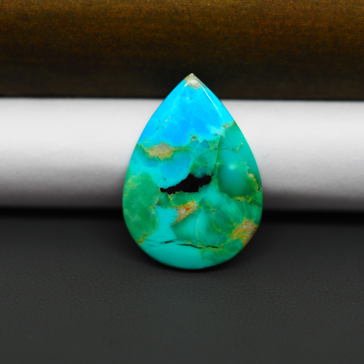 Natural Mohave Turquoise & White Buffalo Pear Cabochon 26x18mm 13ct - Blue and Green - Pedra Gems