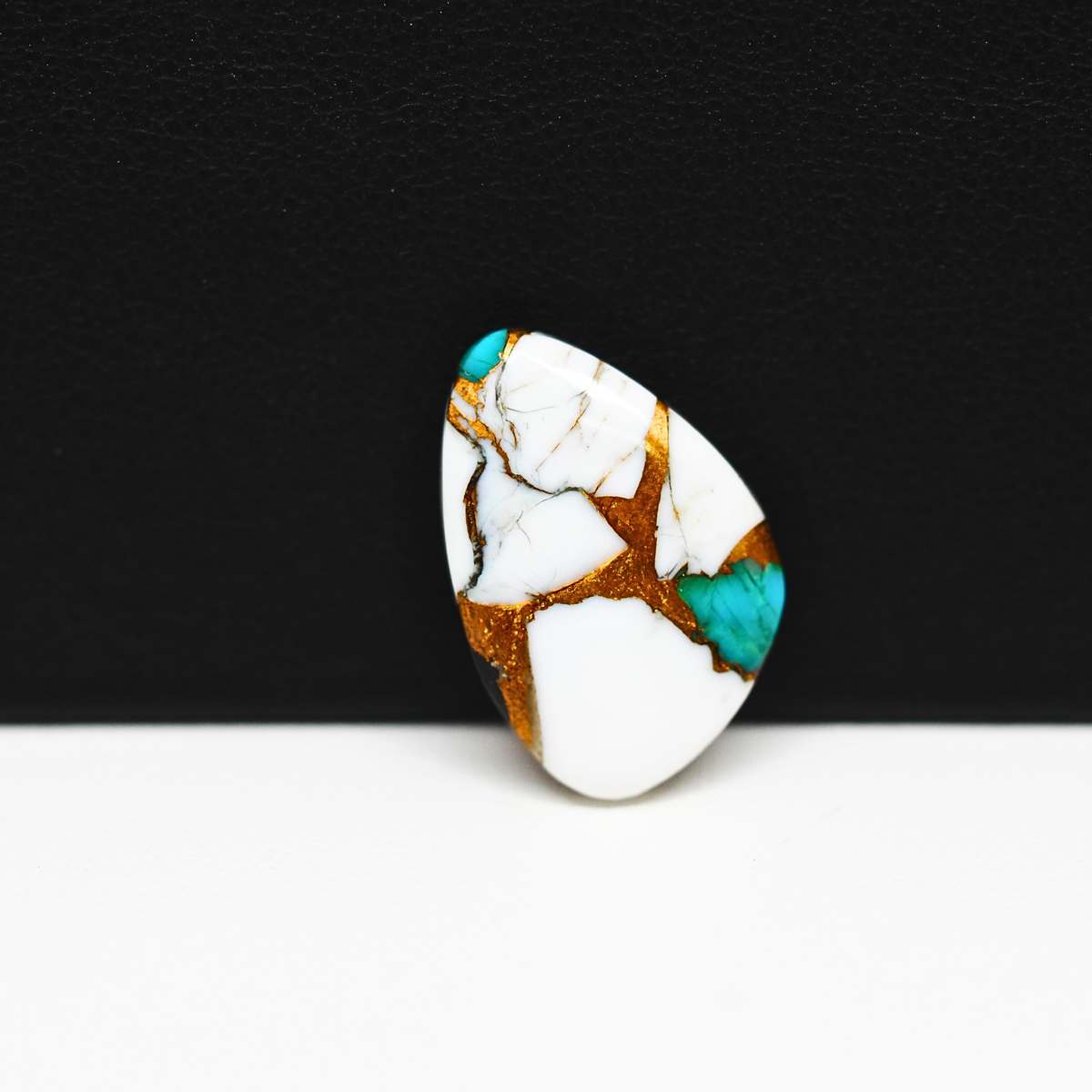 Natural Turquoise & White Buffalo Freeform Cabochon 20x14mm 9ct - White with Blue Turquoise and Golden Matrix - Pedra Gems