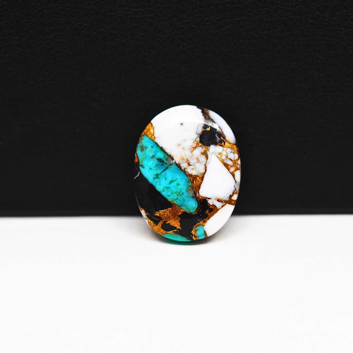 Turquoise & White Buffalo Cabochon 18x9mm 10.5ct Oval – Kingman, Arizona
