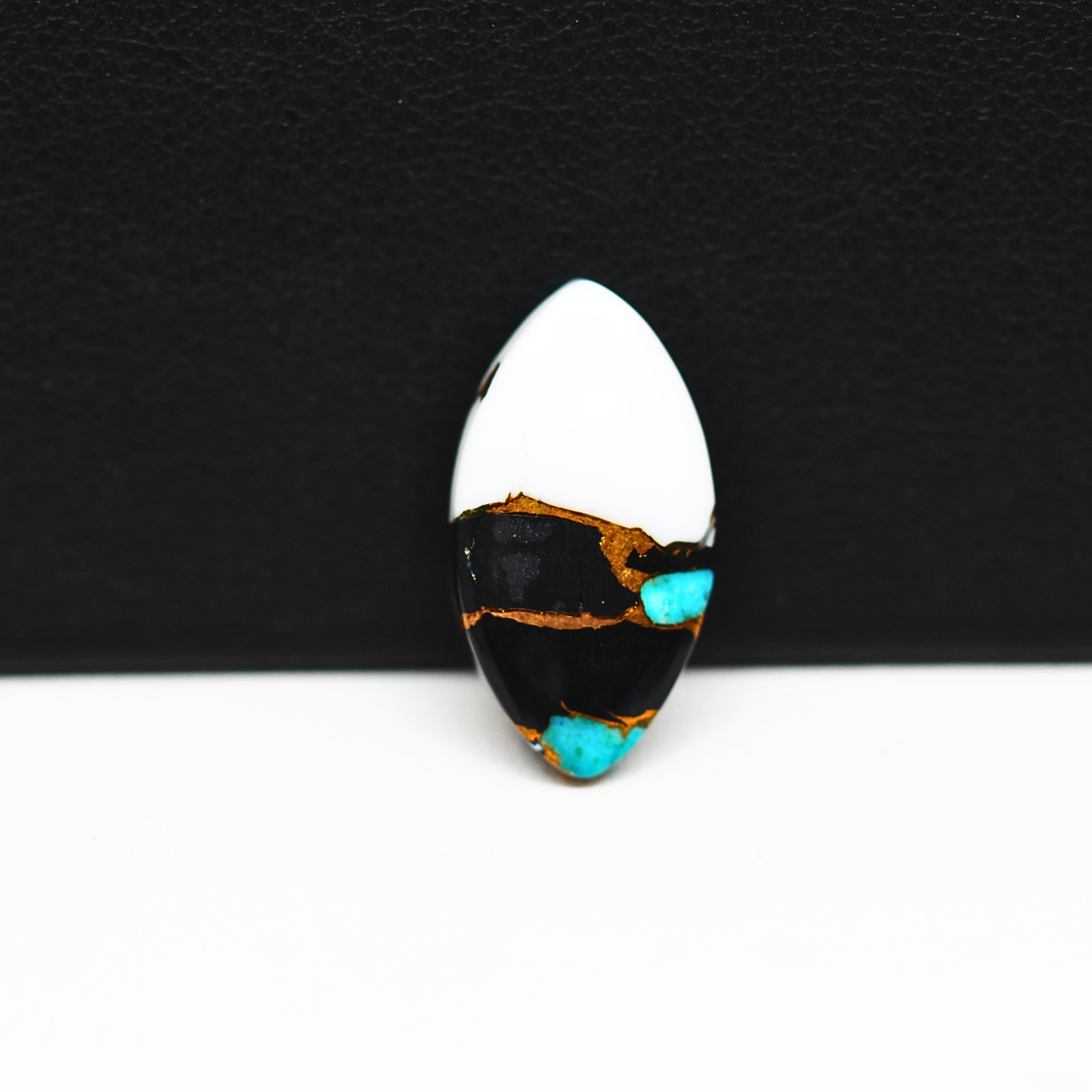 Turquoise & White Buffalo Cabochon 19x10mm 7ct Marquise – Kingman, Arizona
