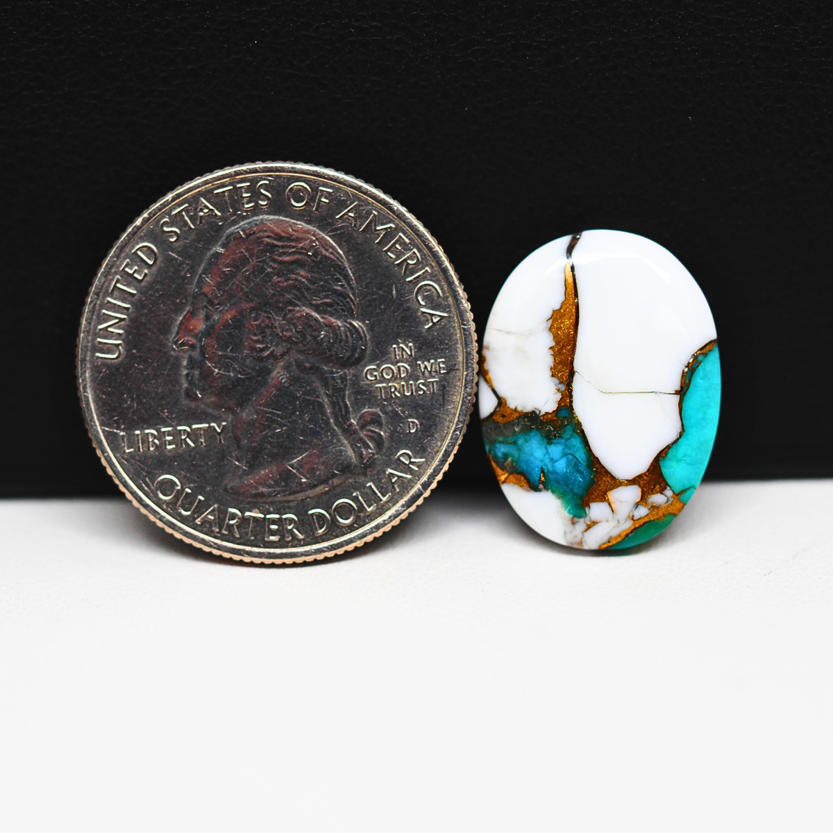 Turquoise & White Buffalo Cabochon 19x14mm 9ct Oval – Kingman, Arizona
