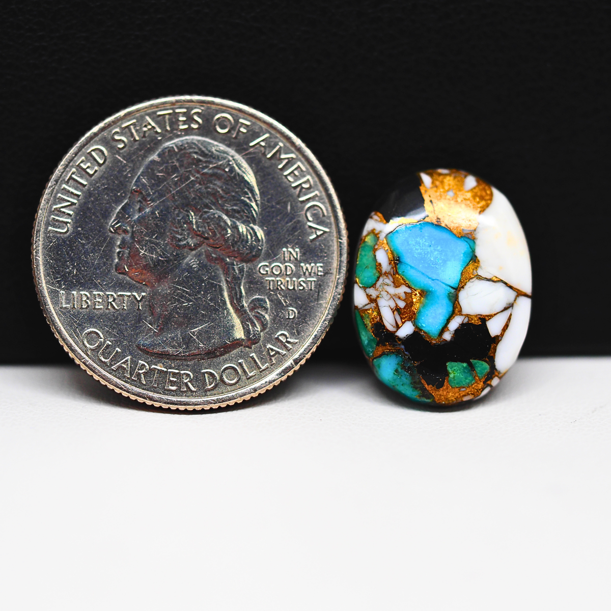 Turquoise & White Buffalo Cabochon 18x14mm 10ct Oval – Kingman, Arizona