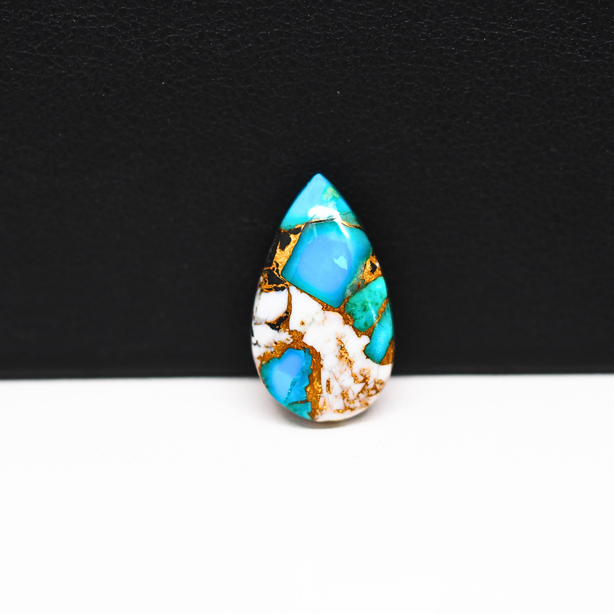 Turquoise & White Buffalo Cabochon 19x11mm 7ct Pear – Kingman, Arizona