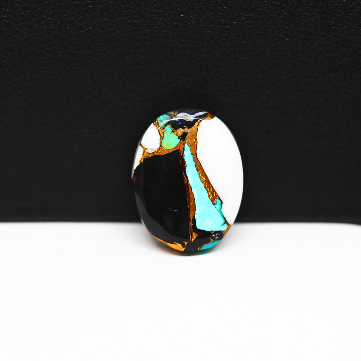 Turquoise & White Buffalo Cabochon 18x14mm 10.5ct Oval – Kingman, Arizona