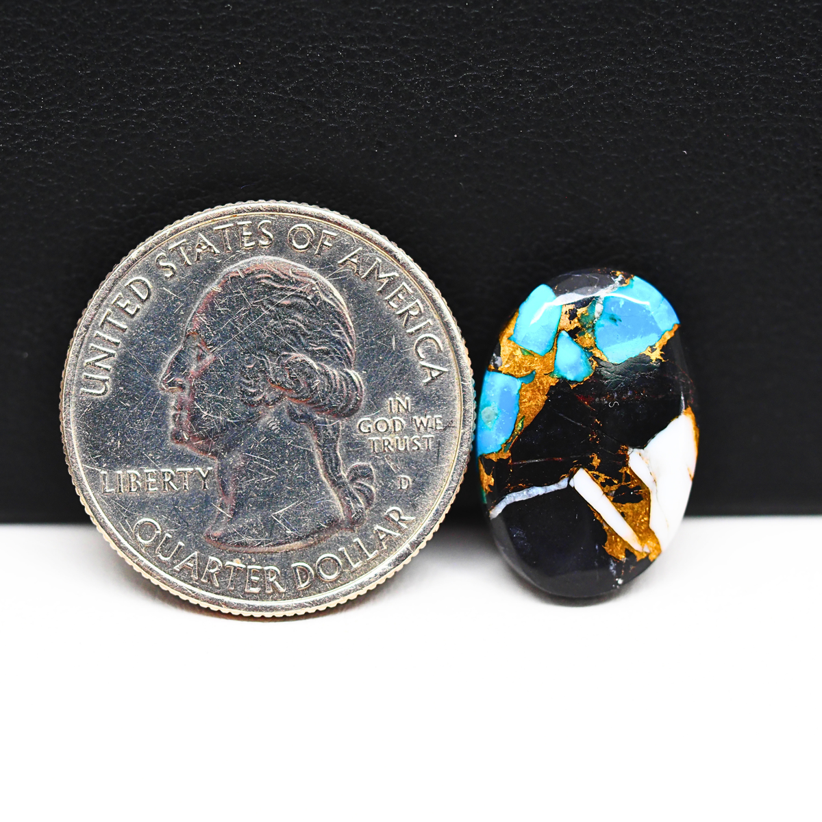 Turquoise & White Buffalo Cabochon 19x13mm 9ct Oval – Kingman, Arizona
