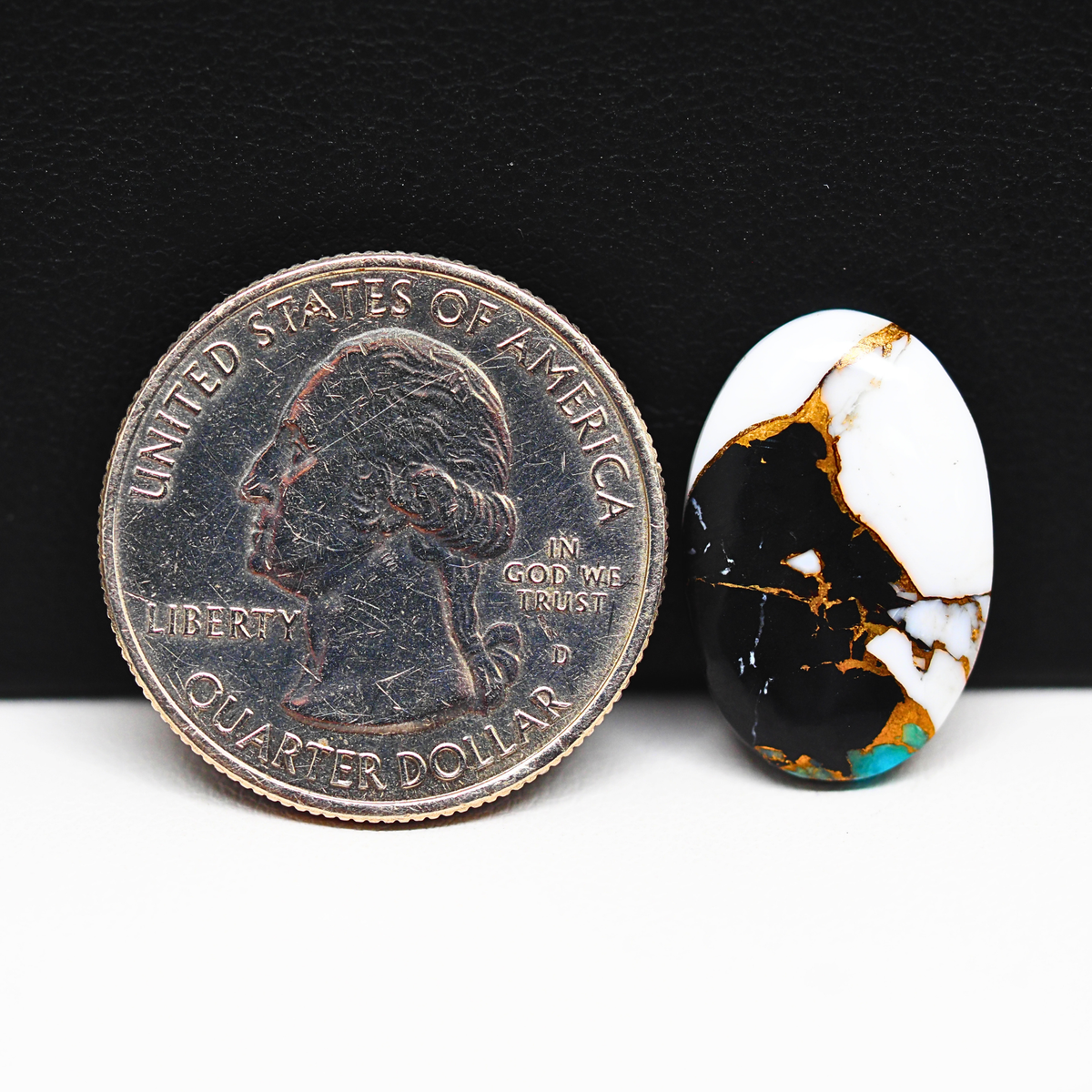 Turquoise & White Buffalo Cabochon 20x13mm 8ct Oval – Kingman, Arizona