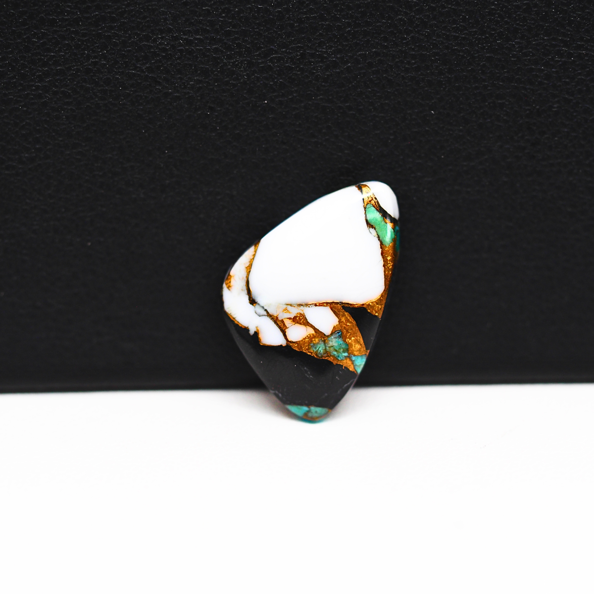 Turquoise & White Buffalo Cabochon 18x13mm 7.5ct Freeform – Kingman, Arizona