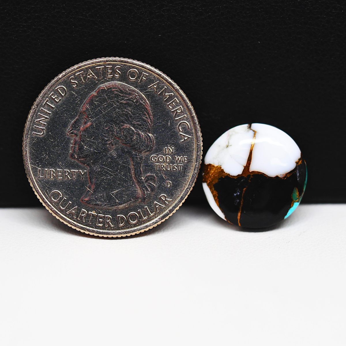 Turquoise & White Buffalo Cabochon 14x14mm 7ct Round – Kingman, Arizona