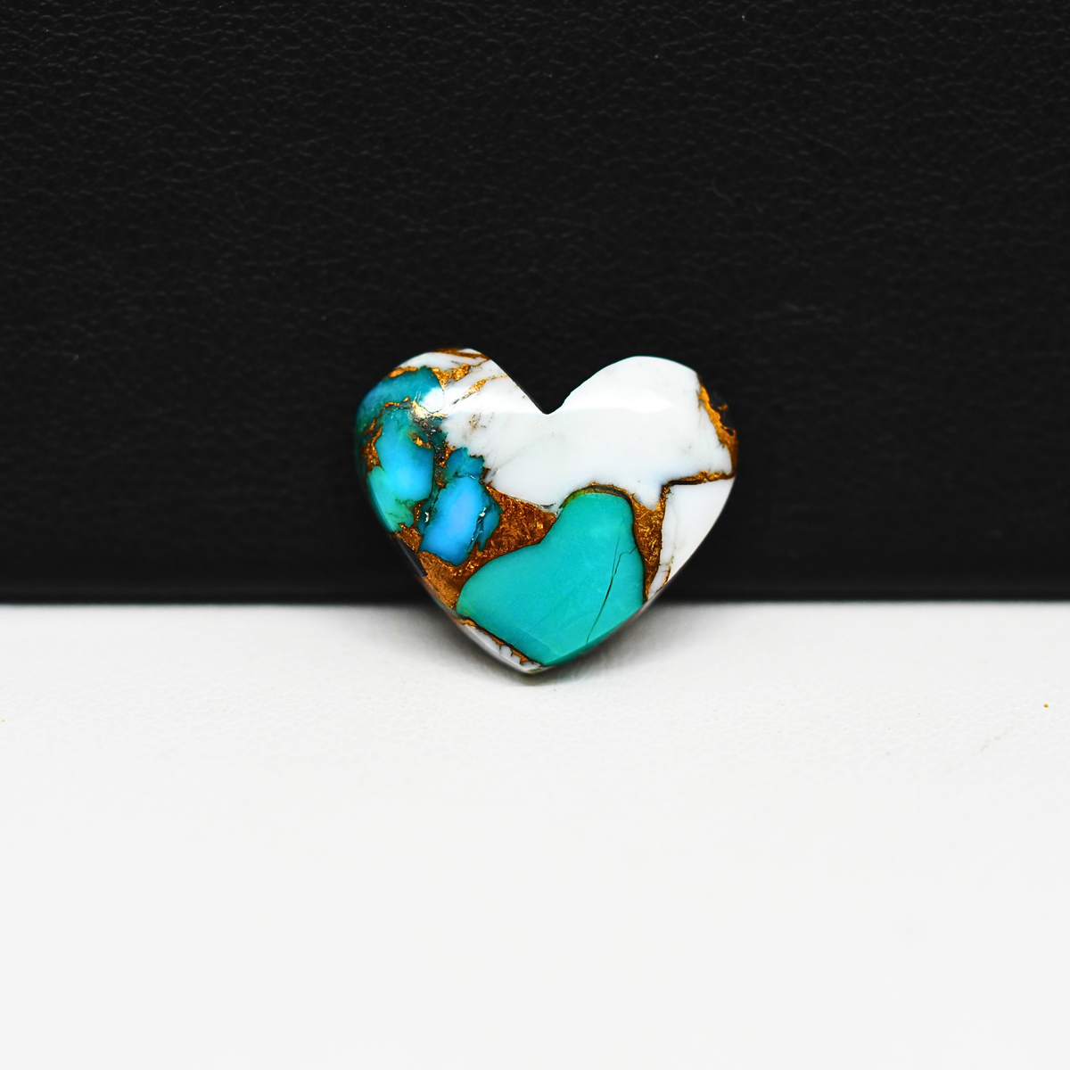 Turquoise & White Buffalo Cabochon 14x16mm 7.5ct Heart – Kingman, Arizona