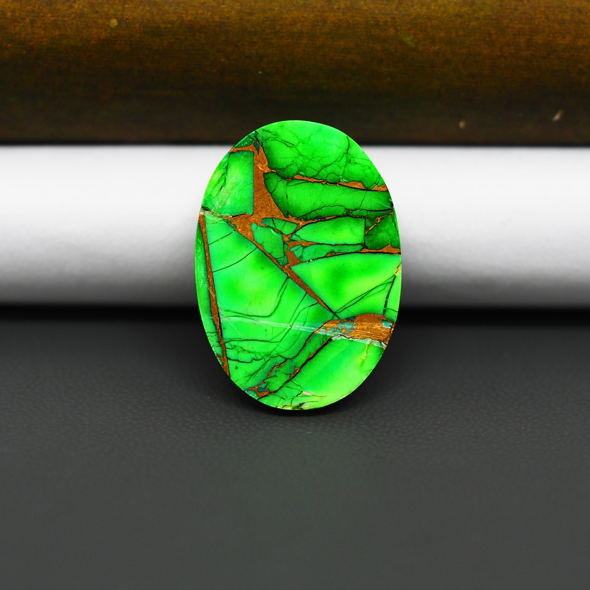 Natural Emerald Dahlia Oval Cabochon 26x19mm 21.5ct - vivid green with copper matrix, ships to Europe, Japan, Canada, Australia, NZ & worldwide - Pedra Gems.