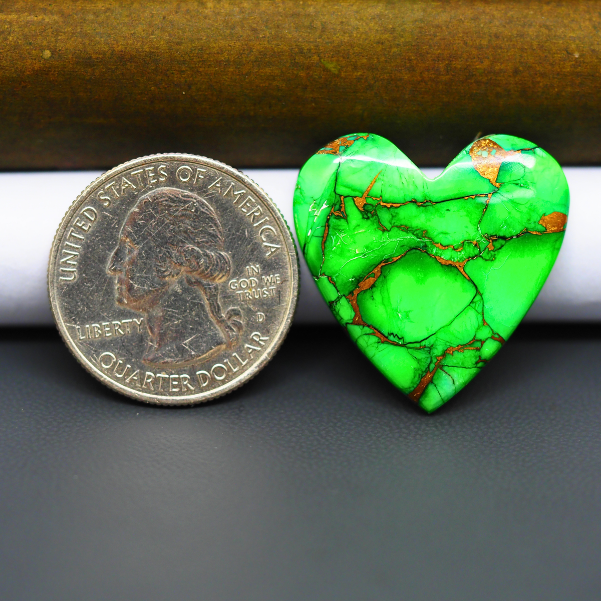 Natural Emerald Dahlia Heart Cabochon 27x26mm 25ct - vivid green with copper matrix, ships to Europe, Japan, Canada, Australia, NZ & worldwide - Pedra Gems.