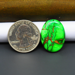 Natural Emerald Dahlia Oval Cabochon 23x18mm 10ct - vivid green with copper matrix - Pedra Gems.