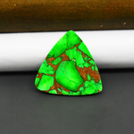 Natural Emerald Dahlia Triangle Cabochon 24x24mm 21ct - vivid green with copper matrix - Pedra Gems.