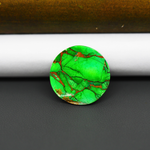 Natural Emerald Dahlia Round Cabochon 20x20mm 17ct - vivid green with copper matrix - Pedra Gems.