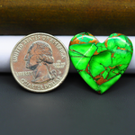 Natural Emerald Dahlia Heart Cabochon 24x26mm 20ct - vivid green with copper matrix - Pedra Gems.