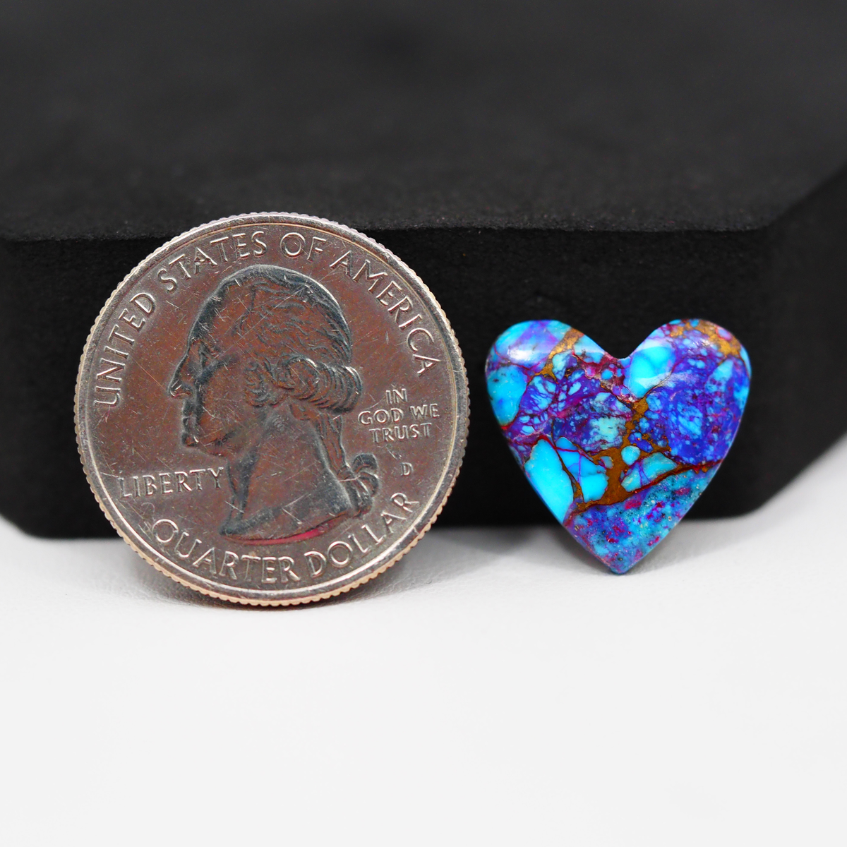 Stabilized Purple Mohave (Mojave) Turquoise Heart Cabochon 16x15x4mm 6.5ct - purple with blue Kingman turquoise nuggets and bronze veining - Pedra Gems.
