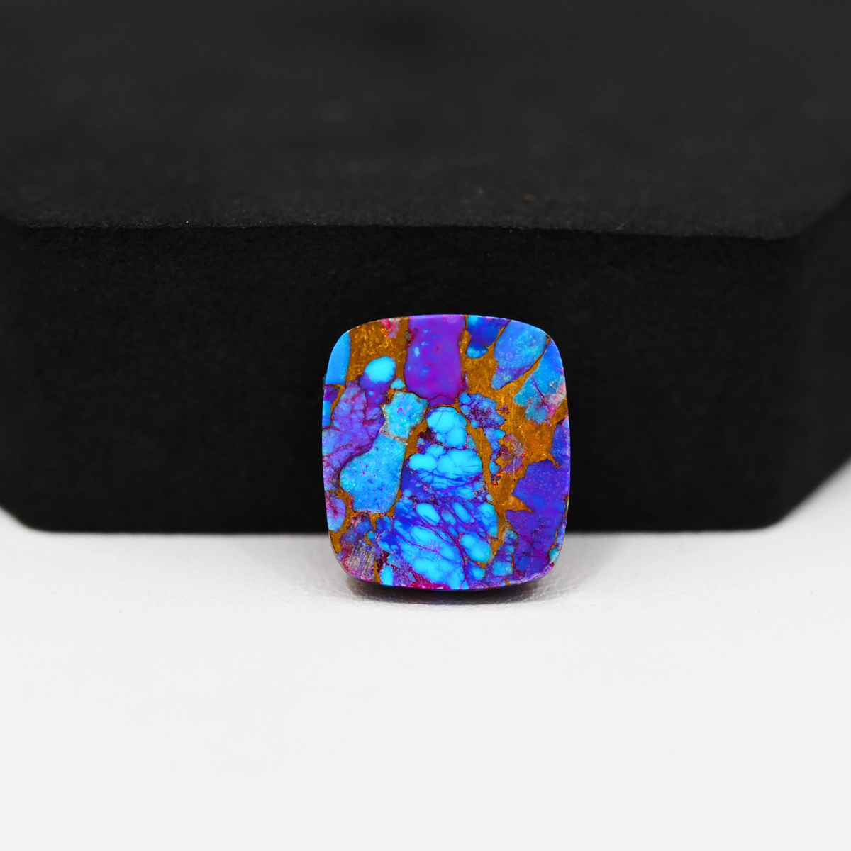 Stabilized Purple Mohave (Mojave) Turquoise Cushion Cabochon 17x15x5mm 13.5ct - purple with blue Kingman turquoise nuggets and bronze veining - Pedra Gems.