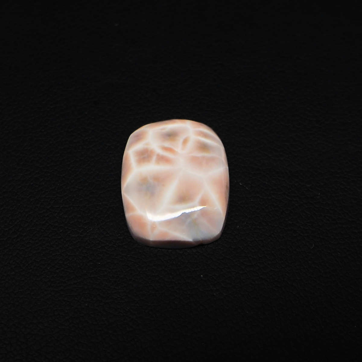 Natural Pink Natrolite (Thomsonite) Cushion Cabochon 19x14x5mm 9.5ct - view 2 - Pedra Gems