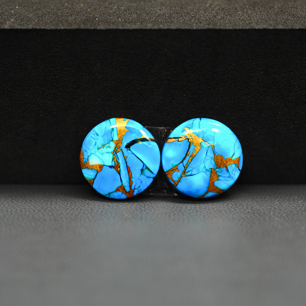 Kingman Ice Blue Dahlia Composite Round Cabochon Pair 14x14x3mm 11.5ct - icy blue and white stone with copper veining - Pedra Gems