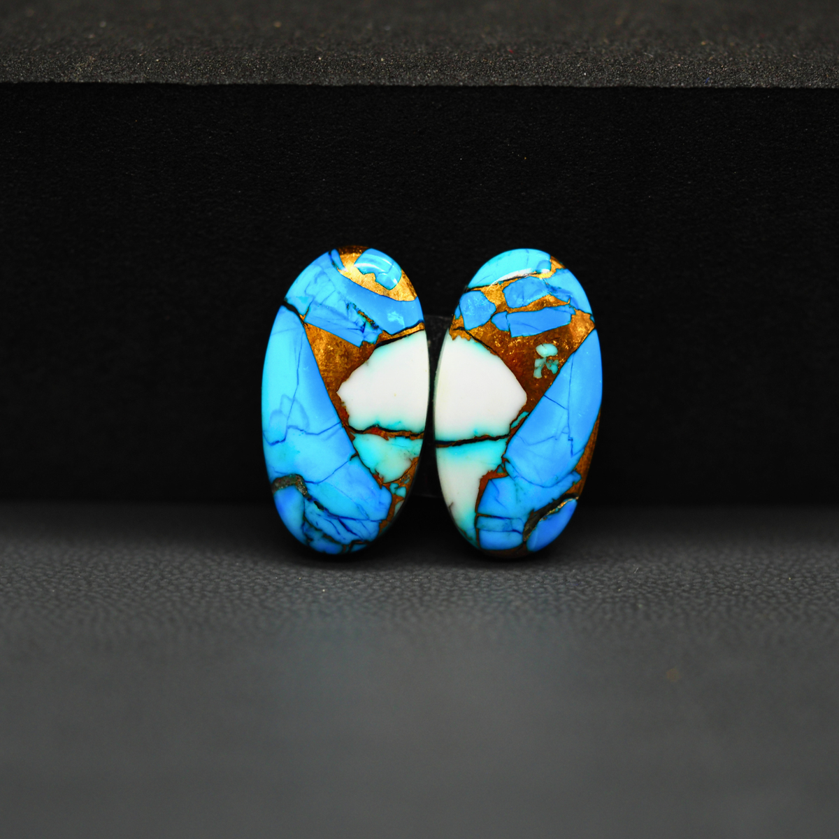 Kingman Ice Blue Dahlia Composite Oval Cabochon Pair 19x10x3mm 14.5ct - icy blue and white stone with copper veining - Pedra Gems