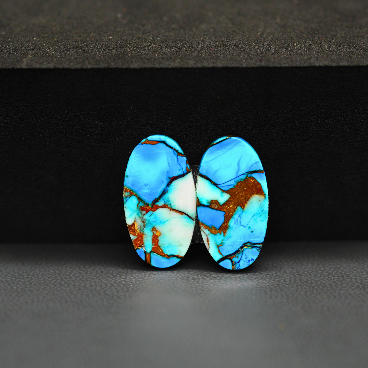 Kingman Ice Blue Dahlia Composite Oval Cabochon Pair 19x10x3mm 14.5ct - icy blue and white stone with copper veining - Pedra Gems