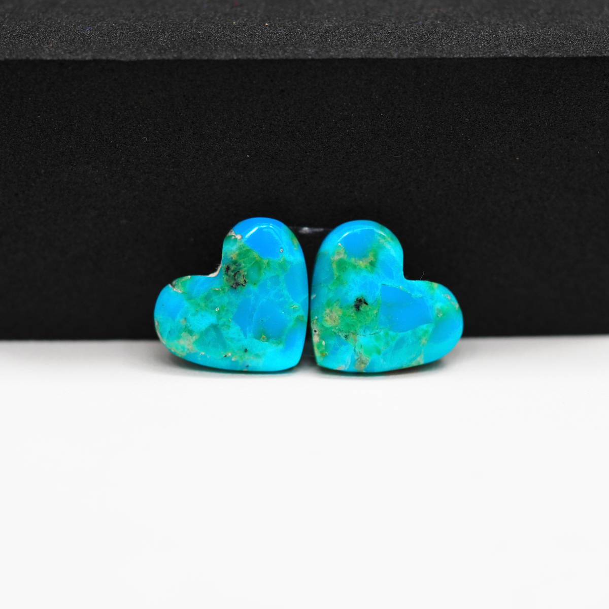 Mohave Buffalo composite pair 13x16x3mm 9ct heart cabochon Kingman - photo 2