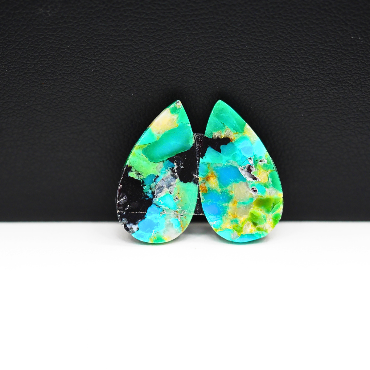 Mohave Buffalo composite pair 21x12x3mm 13ct pear cabochon Kingman - photo 3