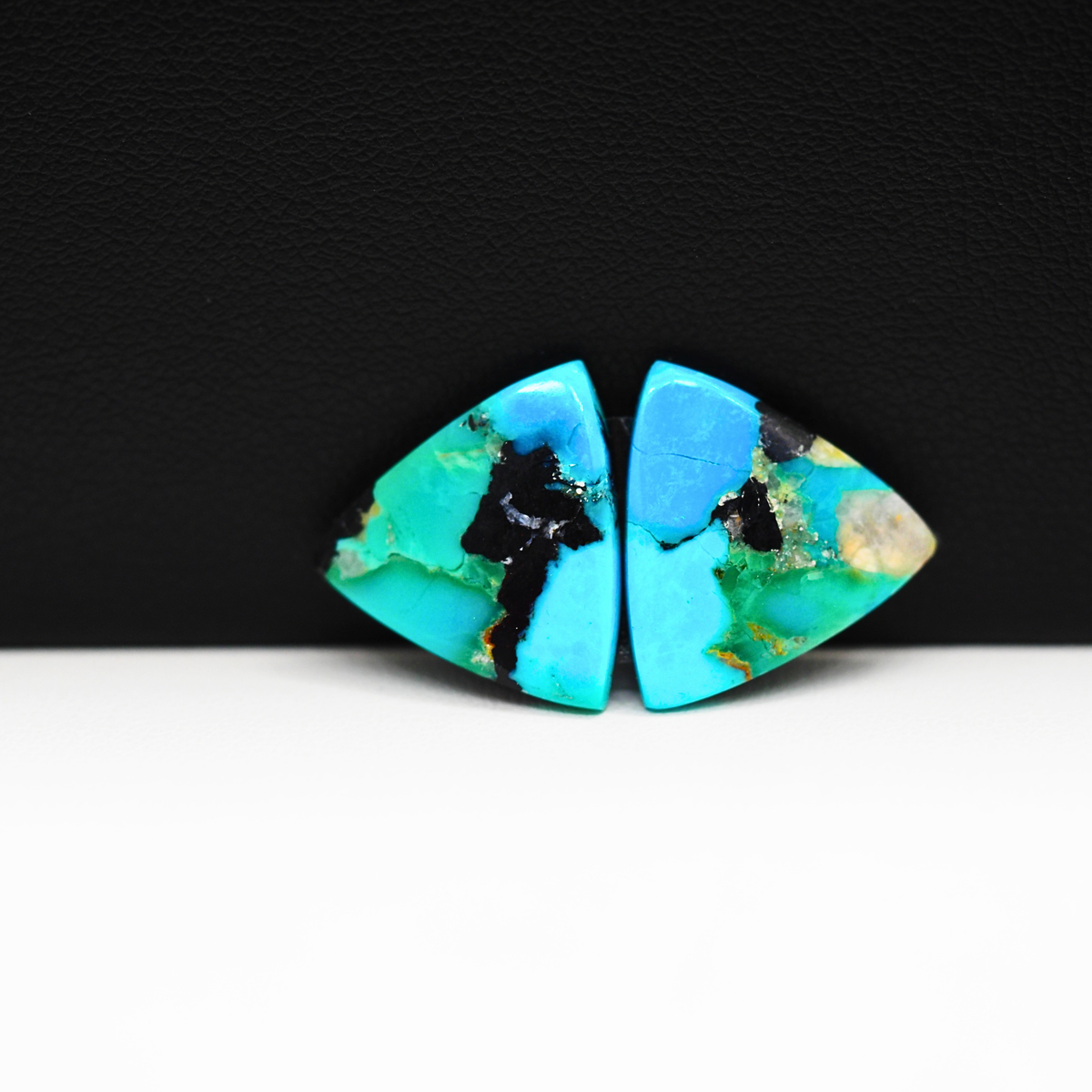 Mohave Buffalo composite pair 16x16x3mm 10ct trillion cabochon Kingman - photo 2