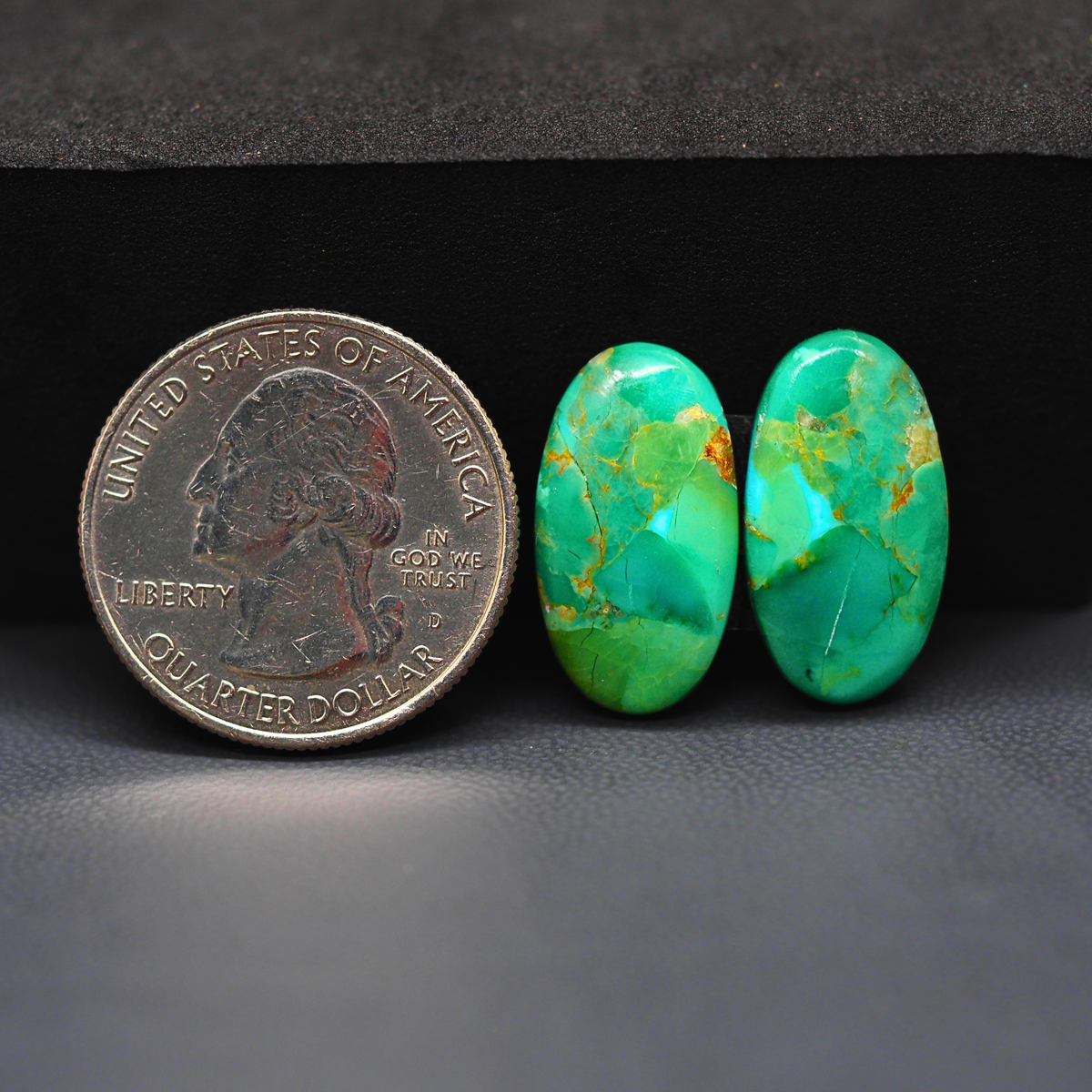 Mohave Mojave turquoise composite pair 20x11x3mm 12.5ct oval cabochon Kingman - photo 1