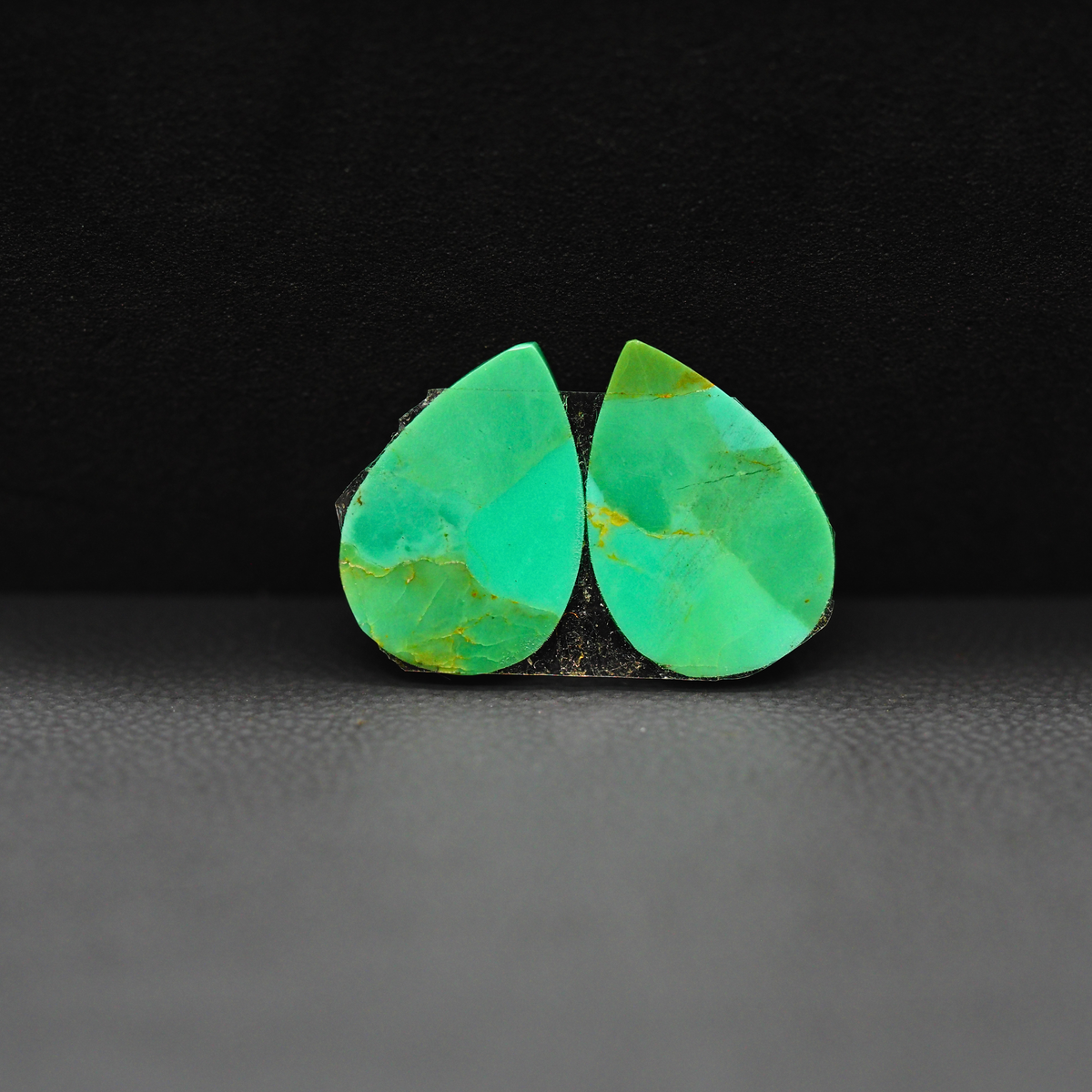 Mohave Mojave turquoise composite pair 15x10x3mm 6ct pear cabochon Kingman - photo 3