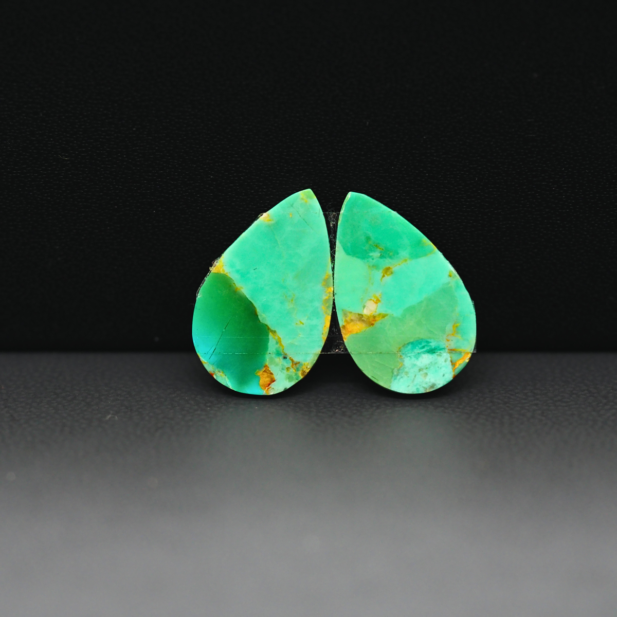 Mohave Mojave turquoise composite pair 17x11x3mm 9.5ct pear cabochon Kingman - photo 3