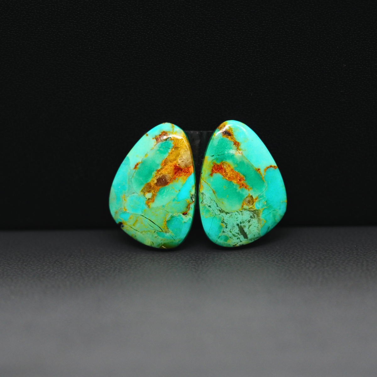 Mohave Mojave turquoise composite pair 18x14x3mm 12ct freeform cabochon Kingman - photo 2