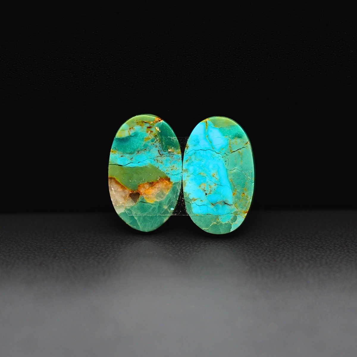 Mohave Mojave turquoise composite pair 17x11x3mm 10.5ct oval cabochon Kingman - photo 3