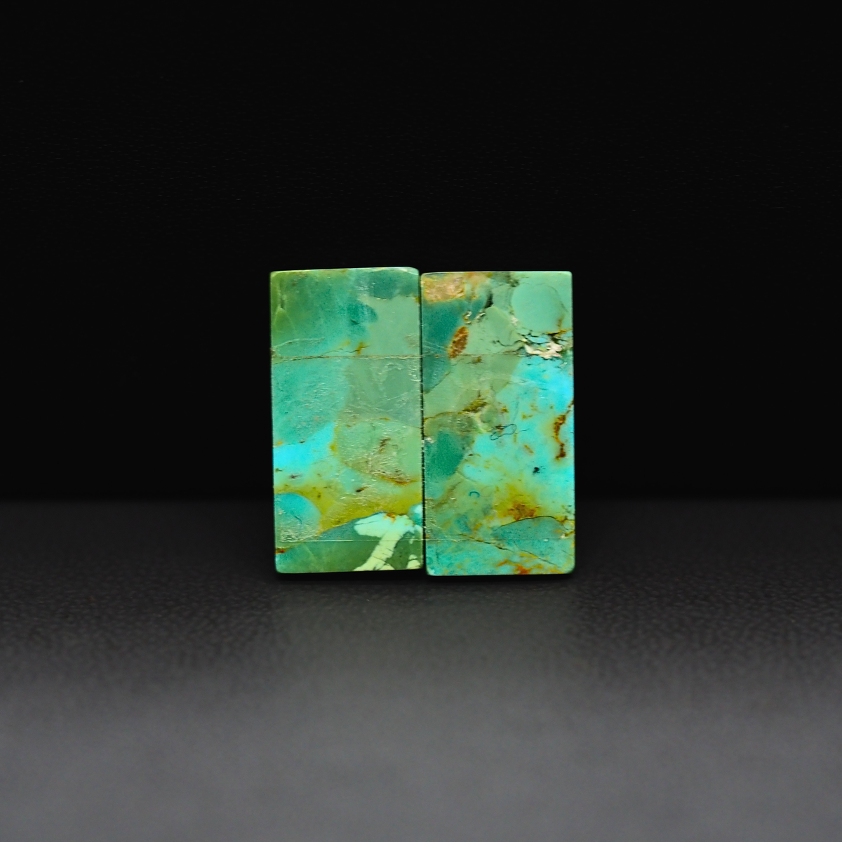 Mohave Mojave turquoise composite pair 19x9x3mm 11.5ct baguette cabochon Kingman - photo 3