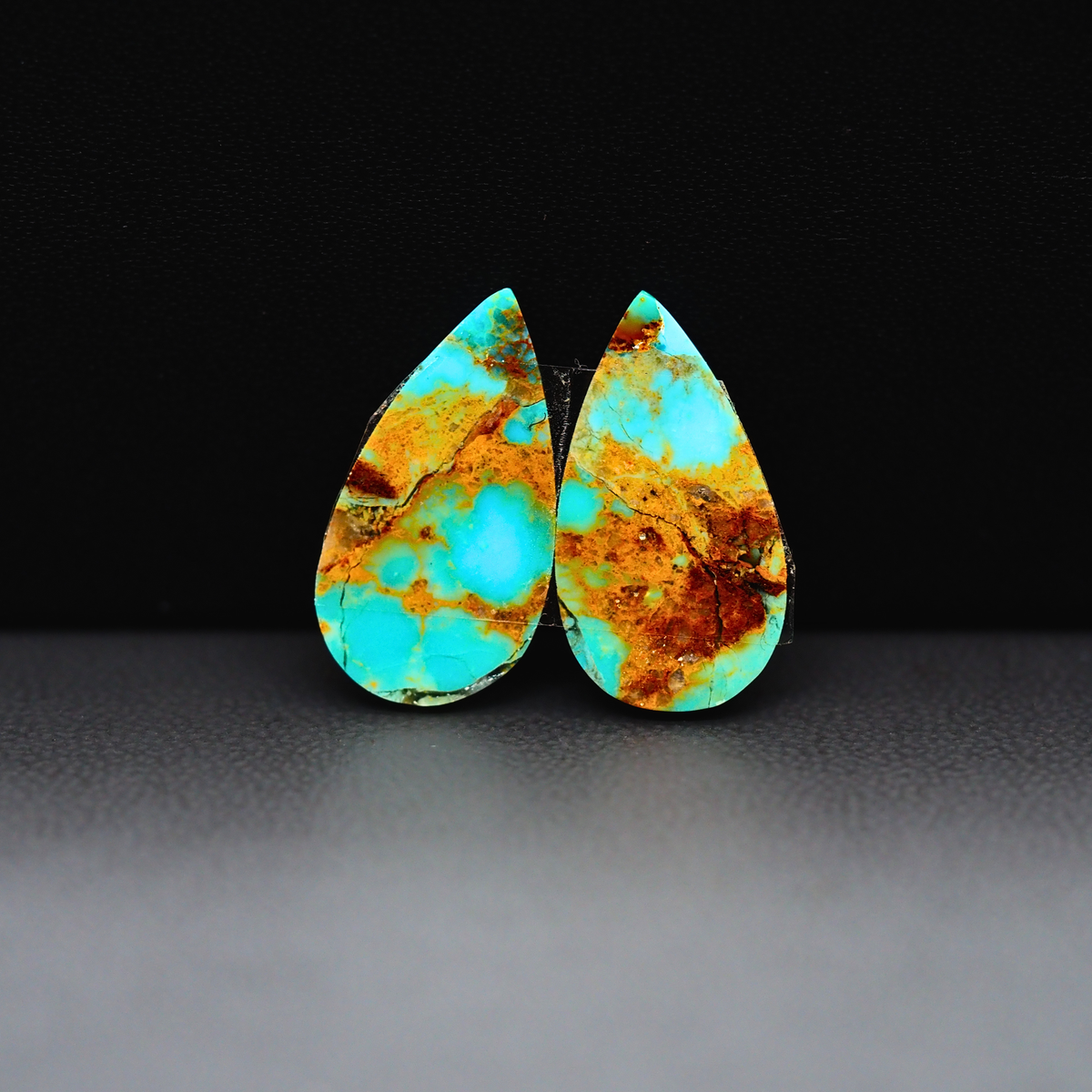Mohave Mojave turquoise composite pair 19x11x3mm 10ct pear cabochon Kingman - photo 3
