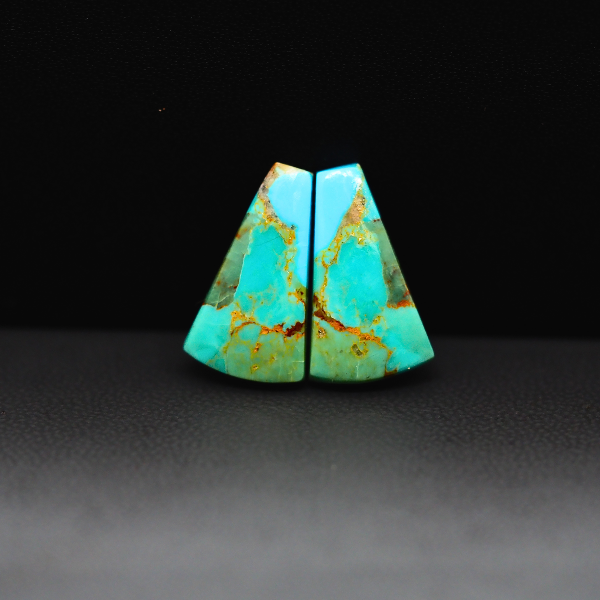 Mohave Mojave turquoise composite pair 18x10x3mm 9ct trapezoid cabochon Kingman - photo 2