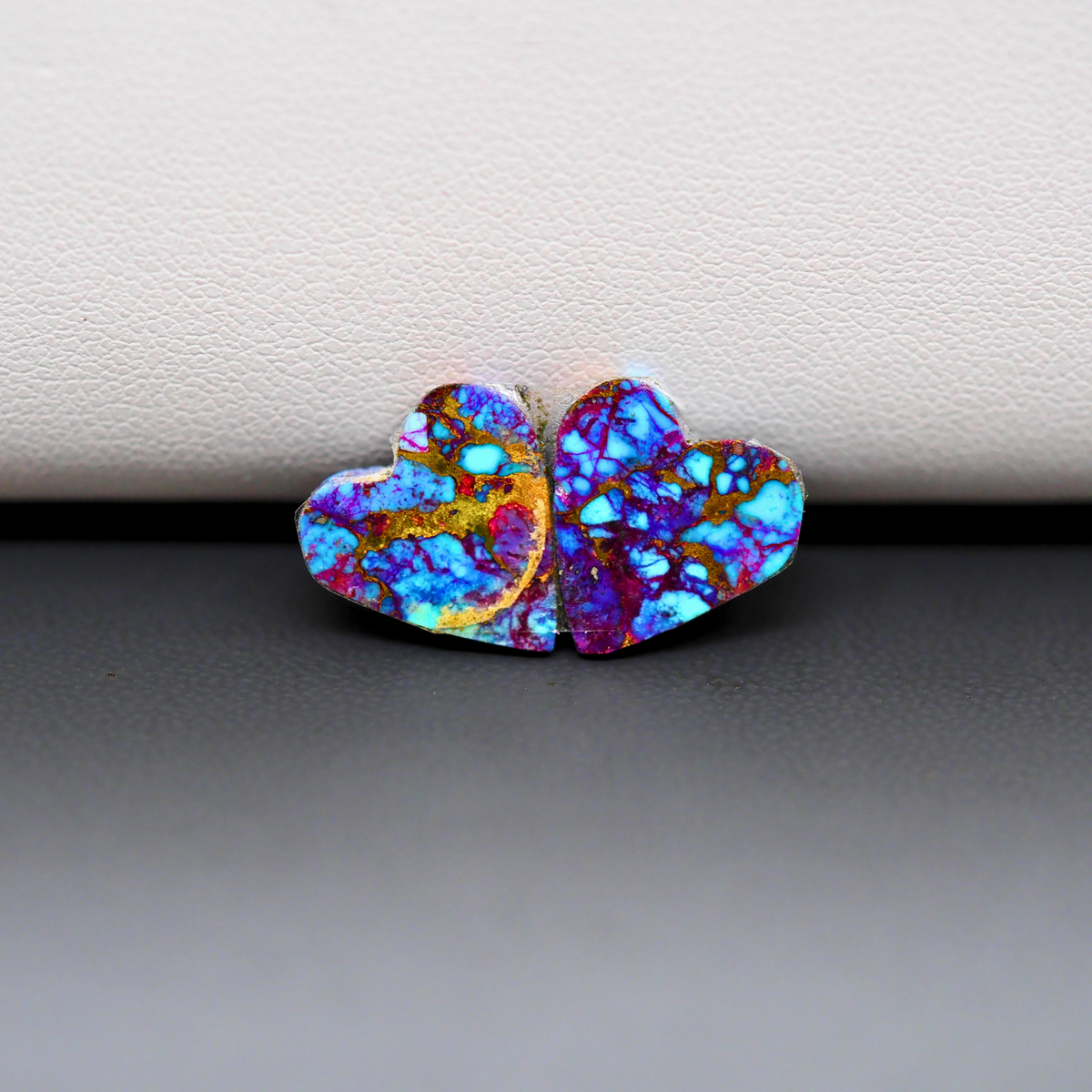 Stabilized Purple Mohave (Mojave) Turquoise heart cabochon pair 12x12x3mm 8.5ct - purple with blue Kingman turquoise nuggets - photo 3 - Pedra Gems.
