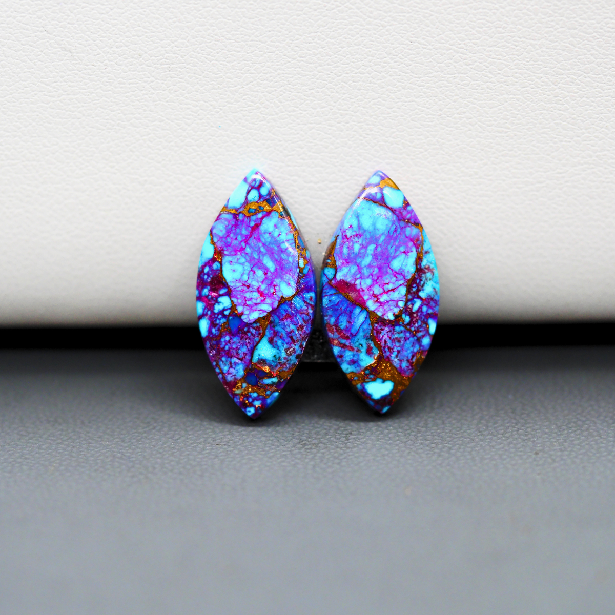Stabilized Purple Mohave (Mojave) Turquoise marquise cabochon pair 22x11x3mm 13ct - purple with blue Kingman turquoise nuggets - photo 2 - Pedra Gems.