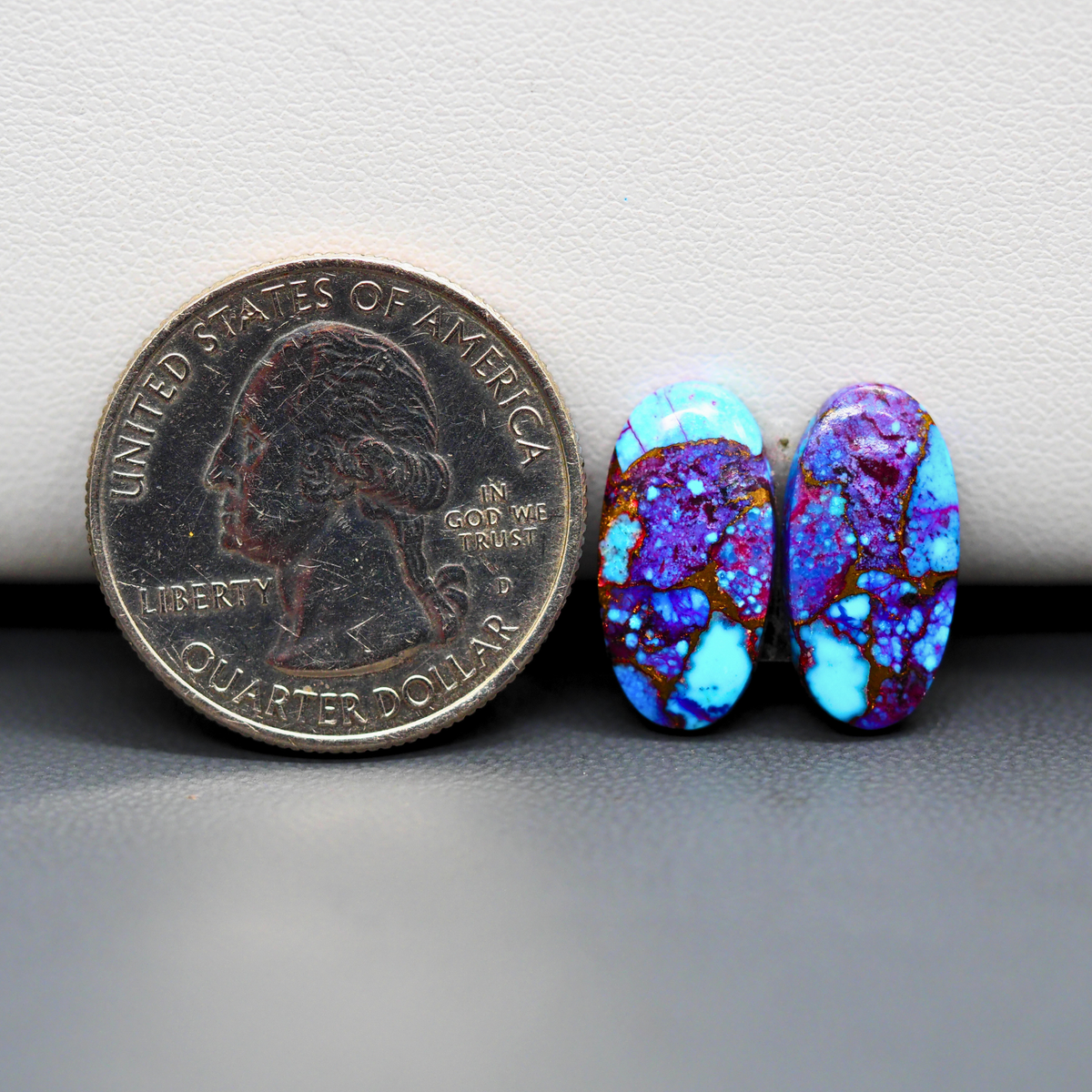 Stabilized Purple Mohave (Mojave) Turquoise oval cabochon pair 17x9x3mm 7.5ct - purple with blue Kingman turquoise nuggets - photo 1 - Pedra Gems.
