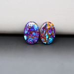 Stabilized Purple Mohave (Mojave) Turquoise oval cabochon pair 16x11x3mm 11.5ct - purple with blue Kingman turquoise nuggets - photo 2 - Pedra Gems.