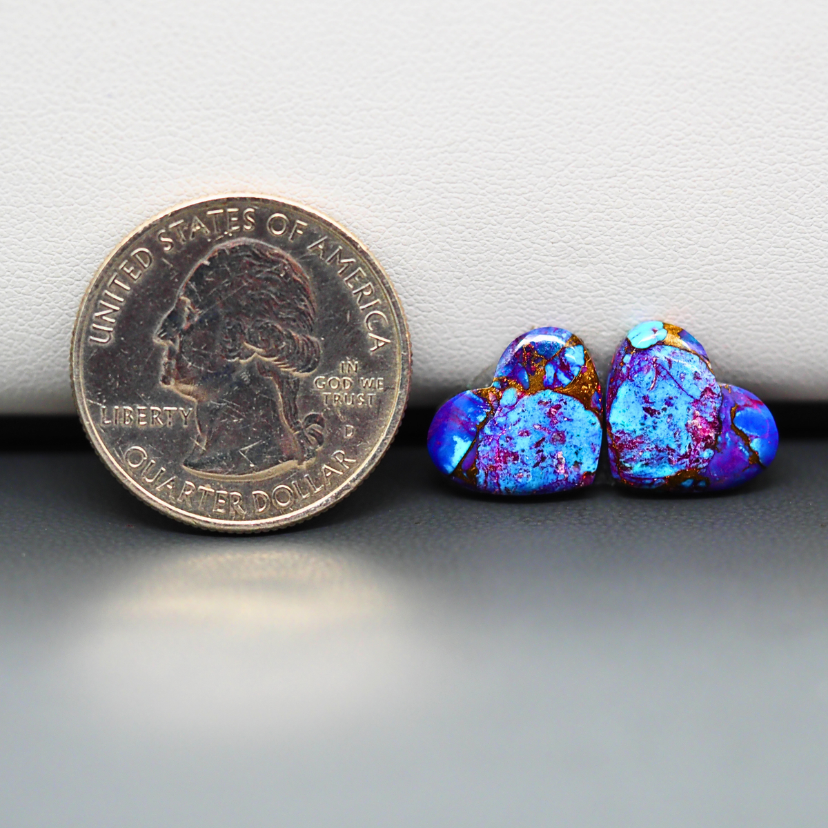 Stabilized Purple Mohave (Mojave) Turquoise heart cabochon pair 12x13x3mm 10ct - purple with blue Kingman turquoise nuggets - photo 1 - Pedra Gems.