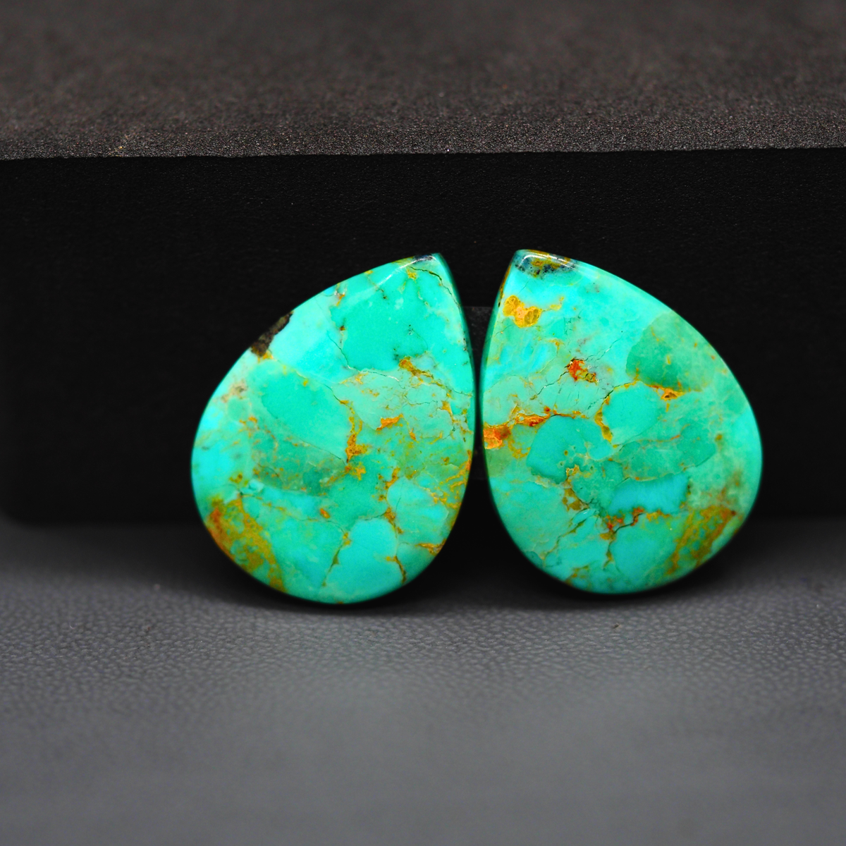 Mohave Mojave turquoise composite pair 24x19x3mm 23ct pear cabochon Kingman - photo 2
