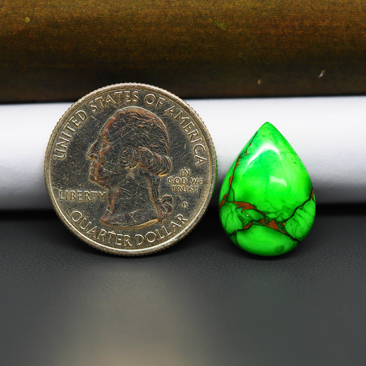 Natural Emerald Dahlia Pear Cabochon 19x14mm 8.5ct - vivid green with copper matrix, ships to Europe, Japan, Canada, Australia, NZ & worldwide - Pedra Gems.