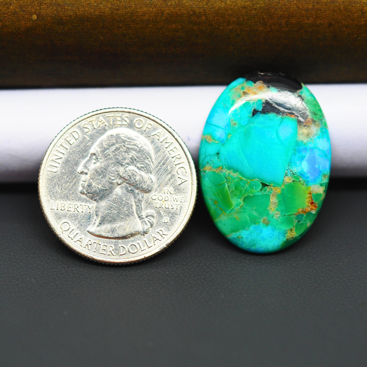 Mohave Turquoise & White Buffalo Oval Cabochon 28x20mm 16.5ct - Green and Blue with Black Patch - Pedra Gems